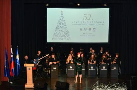 420056576_788019703352776_8302718773059117192_n